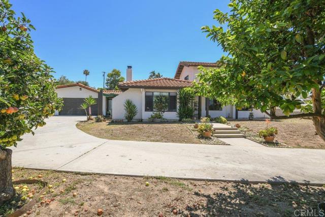 1736 Bellington Lane, Fallbrook CA: https://media.crmls.org/mediaz/12234ed2-93cb-4f3a-af50-6adc07bc9890.jpg