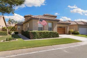 82770 Matthau Drive, Indio CA: https://media.crmls.org/mediaz/122449d4-3e94-4a3f-9a08-fae8227c22bc.jpg