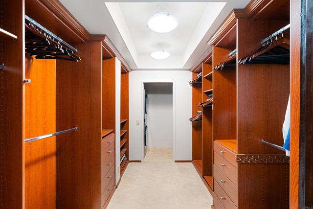 200 Harbor Dr, San Diego CA: https://media.crmls.org/mediaz/1224bded-d28b-4709-923d-c9b38453dc2b.jpg