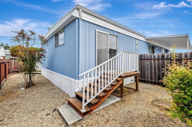 4425 Clares Street, Capitola CA: https://media.crmls.org/mediaz/1225bca8-9477-4e39-9c16-dae1752d421a.jpg