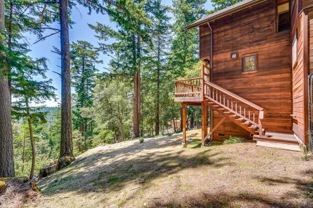 12338 First Fork Road, Los Gatos CA: https://media.crmls.org/mediaz/12266a4b-7b17-4ff7-b737-d4c272259131.jpg