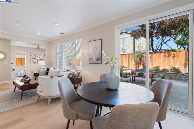 5200 N Forestdale Cir, Dublin CA: https://media.crmls.org/mediaz/12277503-7e0c-4a25-9605-8eda9e88f0a7.jpg