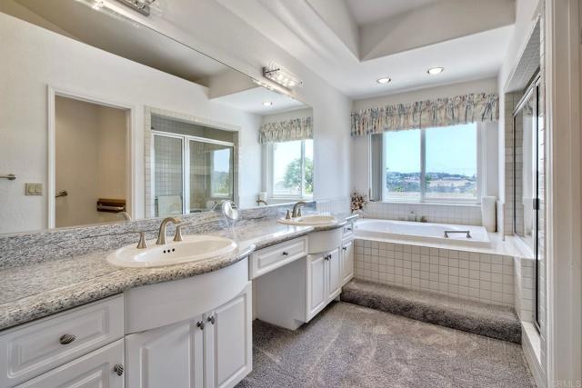 61 Via Larga Vista, Bonsall CA: https://media.crmls.org/mediaz/1228c4d0-a05b-4136-9541-41df03b6d82b.jpg