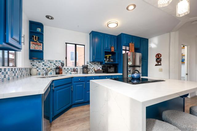 4375 77 Arizona St, San Diego CA: https://media.crmls.org/mediaz/12292be7-2ba4-4018-8388-28ed78ebbc61.jpg