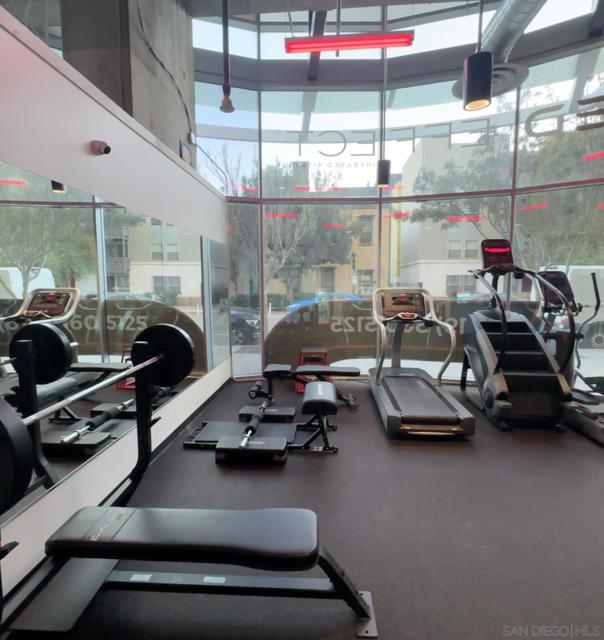 1490 J Street, San Diego CA: https://media.crmls.org/mediaz/12294463-60c7-472a-9071-3313e01da9f0.jpg