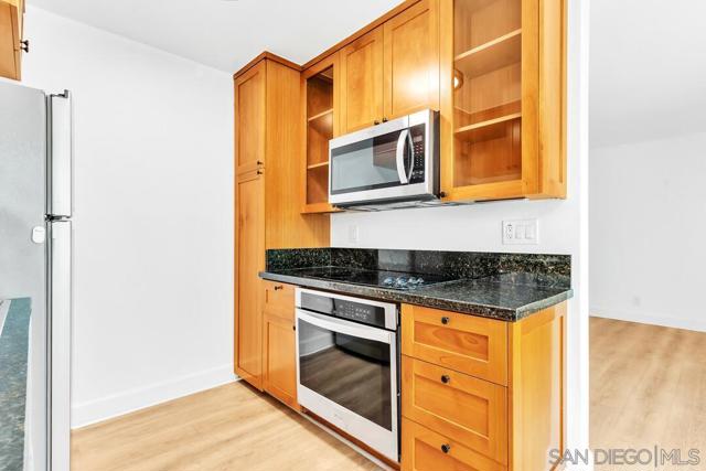 3136 Via Alicante, La Jolla CA: https://media.crmls.org/mediaz/122a0b1c-877f-4dce-878a-2ec66c547193.jpg