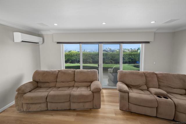 1151 Catalina Boulevard, San Diego CA: https://media.crmls.org/mediaz/122b629d-0d7e-43b3-bcc3-a778eebb3e79.jpg