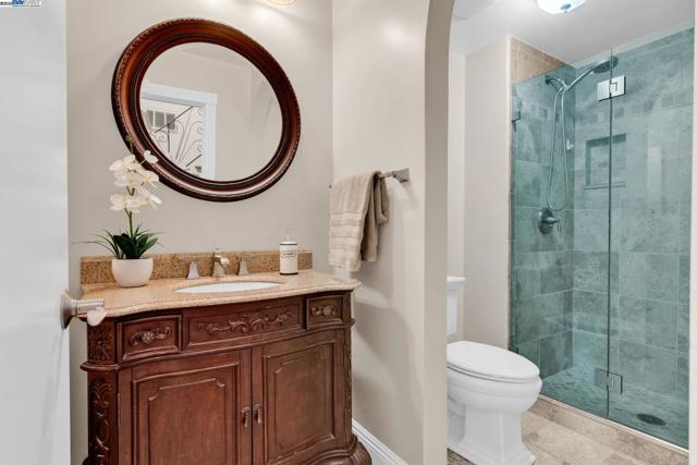 38 Barcelona Pl, Danville CA: https://media.crmls.org/mediaz/122b9cce-594a-4ca6-8d31-8d7d8f9a6e86.jpg