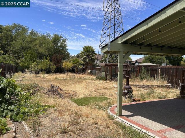 734 Bellflower St, Livermore CA: https://media.crmls.org/mediaz/122da79c-05d4-46e0-b3d0-c92ef949bfb5.jpg