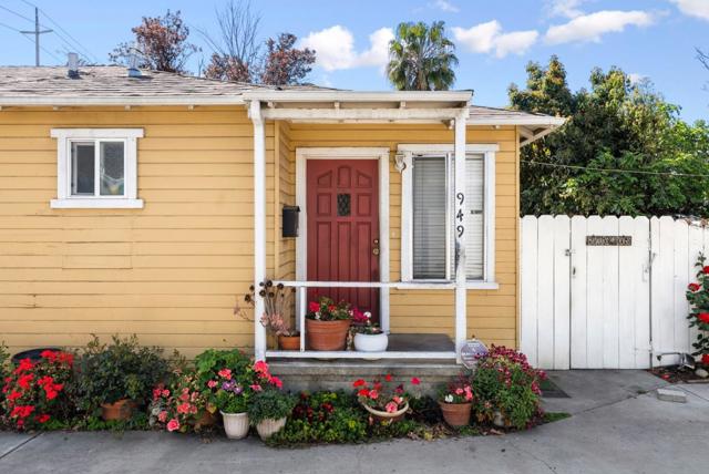 947 S 11th Street, San Jose CA: https://media.crmls.org/mediaz/122e9aea-610d-4365-9b74-d82cc9f9b9c1.jpg