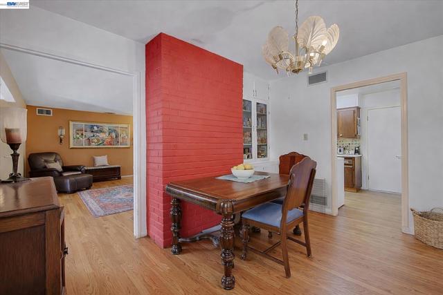 Image 9 of 35 For 1816 Eastern Avenue