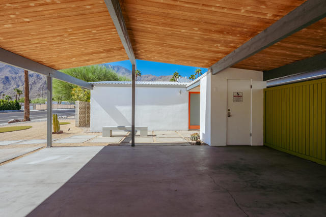 438 E Racquet Club Road, Palm Springs, CA 92262