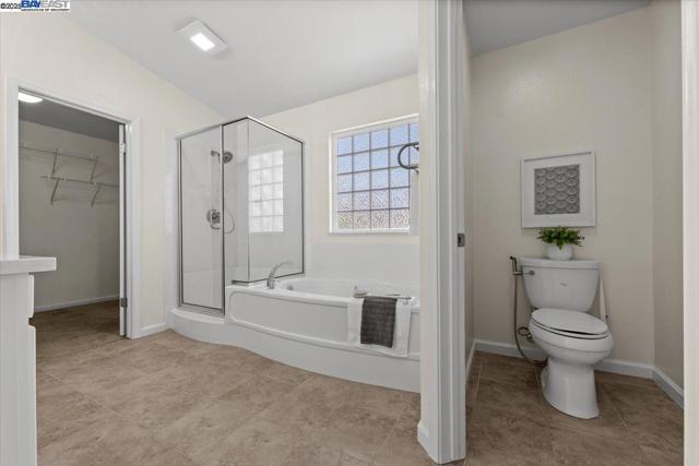 4775 Mahogany St, Dublin CA: https://media.crmls.org/mediaz/1230c04b-a073-4a6a-bde0-f3c2b0c45d50.jpg