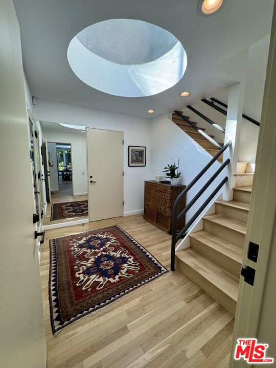 720 Brooktree Road, Los Angeles CA: https://media.crmls.org/mediaz/1230e4c1-0e55-41d0-b5ed-e24855def2d5.jpg