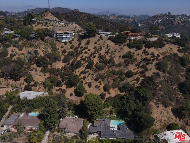 0 Allenwood, Los Angeles CA: https://media.crmls.org/mediaz/1231f604-20c9-4efc-896b-0c4a4590bbed.jpg