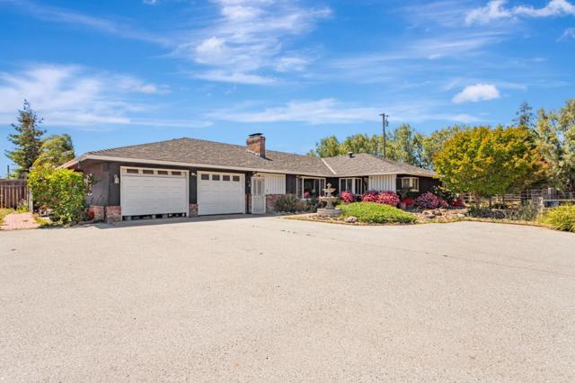 14205 Sycamore Avenue, San Martin CA: https://media.crmls.org/mediaz/12322309-b56a-443c-9e9f-aca3736d8813.jpg