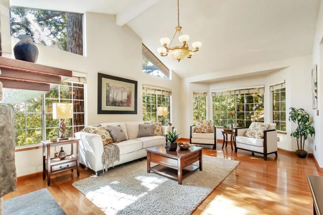 143 Viki Court, Scotts Valley CA: https://media.crmls.org/mediaz/123339a8-c3c0-4deb-9f71-96a9d2be39f5.jpg