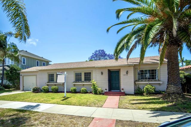1506 5Th St, Coronado CA: https://media.crmls.org/mediaz/1234edaa-ac37-43c3-bad0-c1e5c0908d63.jpg