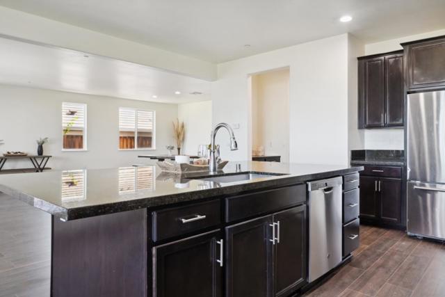 185 Tanoak Street, Hollister CA: https://media.crmls.org/mediaz/12352e4a-6034-48d5-be29-d8d18efcbd55.jpg