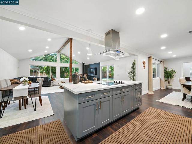 1836 Newell Ave, Walnut Creek CA: https://media.crmls.org/mediaz/12356b03-2c6a-45ec-b07f-a2d145260a4f.jpg