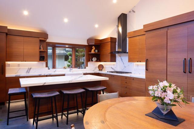 9563 Oak Court, Carmel CA: https://media.crmls.org/mediaz/123641e3-afe2-4e0f-8c78-ac2898d922de.jpg