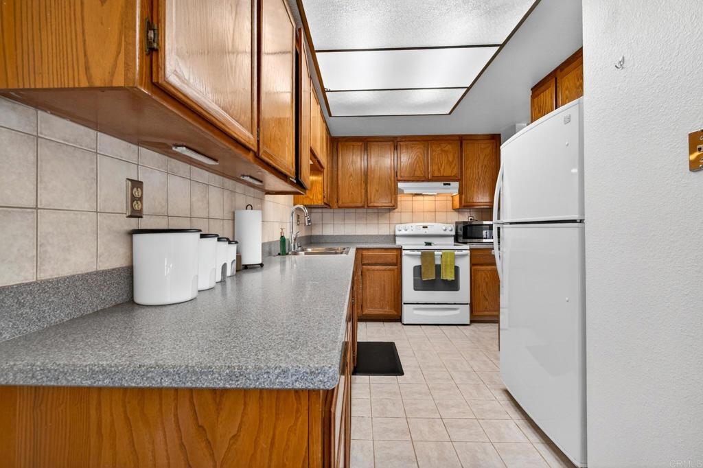 1651 Juniper Street - photo 13