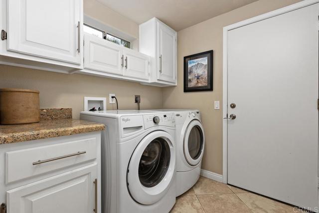 Detail Gallery Image 24 of 74 For 4170 Andros Way, Oceanside,  CA 92056 - 3 Beds | 3/1 Baths