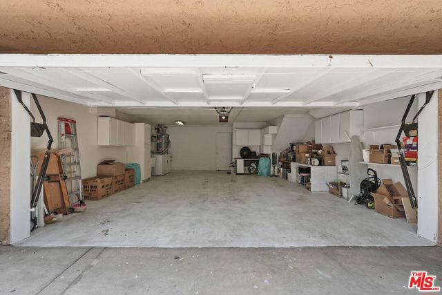 3245 Altura Avenue, 8 photo 34
