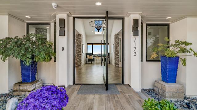 Image 3 of 75 For 7173 Obelisco Cir