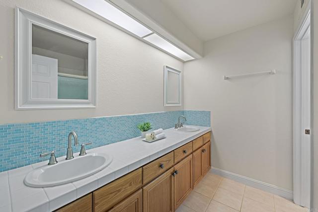 Detail Gallery Image 31 of 48 For 5837 Ranch View Rd, Oceanside,  CA 92057 - 4 Beds | 2/1 Baths