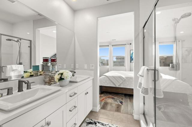 202 Keeper, Irvine CA: https://media.crmls.org/mediaz/1239e1fe-1218-4f15-8758-ddf67b4979a1.jpg