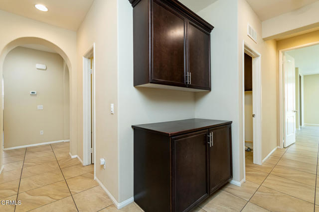 Detail Gallery Image 6 of 67 For 24863 Carbon Ln, Valencia,  CA 91354 - 4 Beds | 3/1 Baths