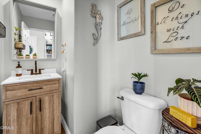 Detail Gallery Image 8 of 28 For 902 Paseo Brisas Lindas, Oxnard,  CA 93030 - 3 Beds | 2/1 Baths