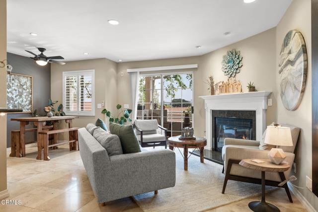 2623 Antonio Drive, Camarillo CA: https://media.crmls.org/mediaz/123a5c52-e40a-428c-ac91-5e41f6b92b1a.jpg