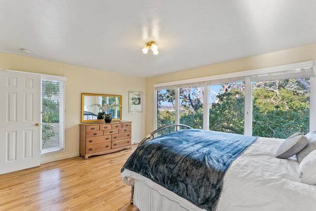 176 Sonoma Lane, Carmel CA: https://media.crmls.org/mediaz/123c04ff-dbef-4537-a605-15f7de86d4e0.jpg