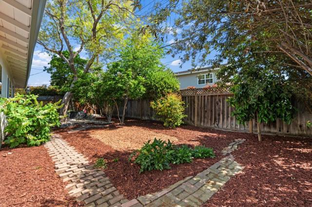 524 S Park Drive, San Jose CA: https://media.crmls.org/mediaz/123c6ef9-2583-4a2d-b55a-520930db0492.jpg