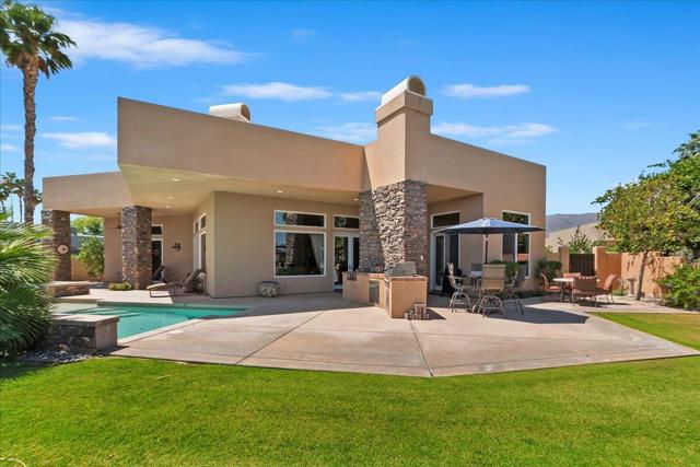 55830 Cherry Hills Drive, La Quinta CA: https://media.crmls.org/mediaz/123e420e-6dd6-4a8e-8415-43609360182e.jpg