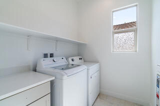 62 Syrah, Rancho Mirage CA: https://media.crmls.org/mediaz/123efbbf-fbd9-4077-8534-14583d1b517b.jpg