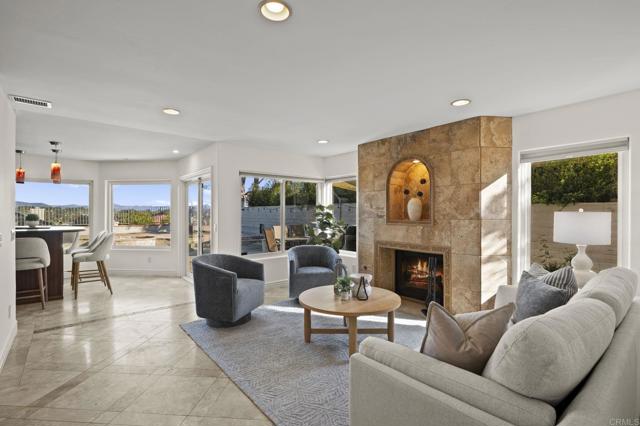 213 Via Palacio, Encinitas CA: https://media.crmls.org/mediaz/12407871-44bd-4085-8fc7-a8d8c6aa7744.jpg