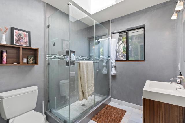 530 Santa Marguarita Drive, Aptos CA: https://media.crmls.org/mediaz/12410942-de51-471e-a1be-f8965aeb10bc.jpg