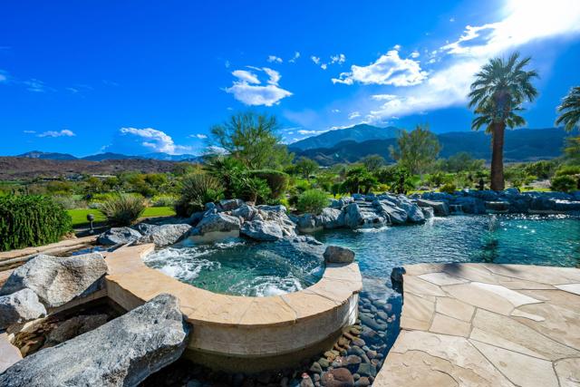 79235 Tom Fazio N Lane, La Quinta CA: https://media.crmls.org/mediaz/12414202-e2c4-4c2f-ac49-2ab2d719ee97.jpg