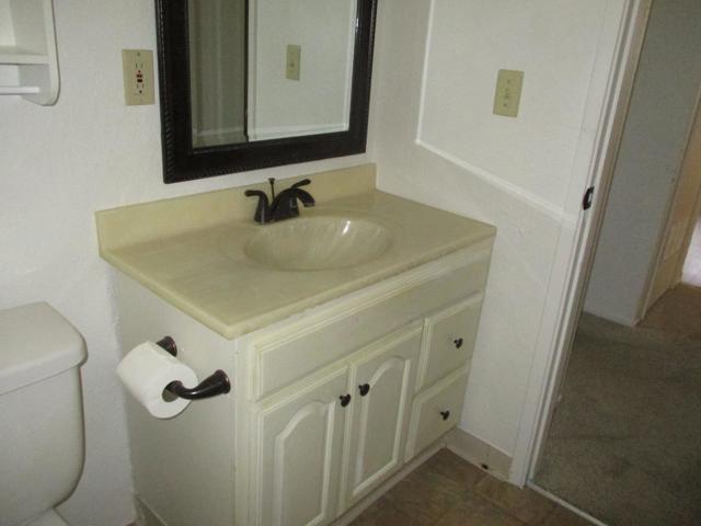 6825 Filbro Drive, Gilroy CA: https://media.crmls.org/mediaz/1241677a-1572-492f-a87d-a7dfd02061df.jpg