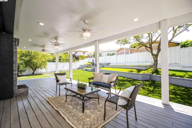 2698 Million Ct, San Jose CA: https://media.crmls.org/mediaz/1243b16e-f177-4c66-a803-910e245f666b.jpg