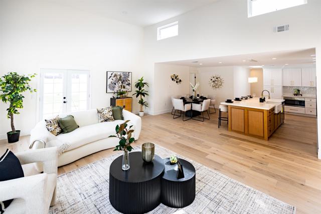 1513 California Street, Oceanside CA: https://media.crmls.org/mediaz/1244433b-1f84-45df-80a3-6129b7b2ccb5.jpg