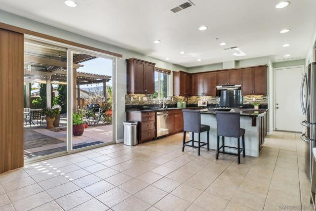 3043 Adams Ranch Ct, Chula Vista CA: https://media.crmls.org/mediaz/1245847e-219f-4663-a426-de20b97563d5.jpg