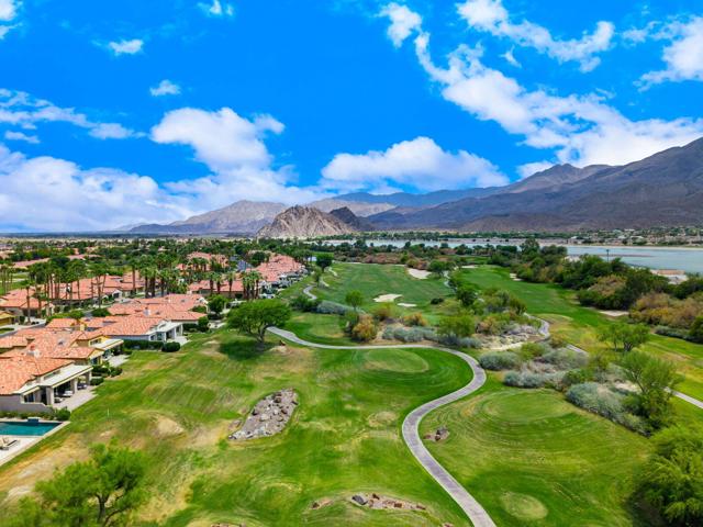 56765 Merion, La Quinta CA: https://media.crmls.org/mediaz/124641d1-c878-4976-ab32-08703b04bb30.jpg
