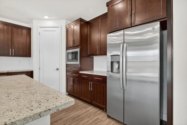 6640 Silverleaf Court, Tracy CA: https://media.crmls.org/mediaz/1247521a-1876-45a2-a74f-5f328b9a7678.jpg