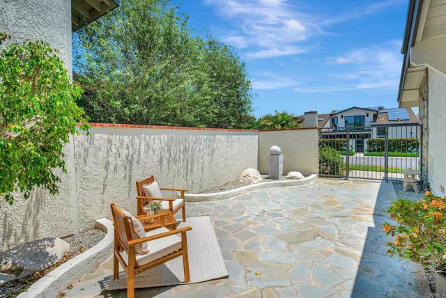 55 Jasmine Creek Drive, Corona del Mar CA: https://media.crmls.org/mediaz/12476e68-6637-4f19-8d3f-383131f0b7b6.jpg