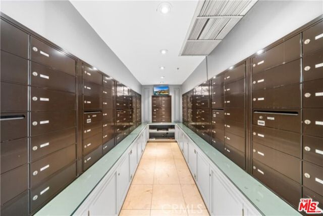 10660 WILSHIRE Boulevard, Los Angeles CA: https://media.crmls.org/mediaz/1247d066-32cf-42e0-9d02-4fac9eac9ff2.jpg