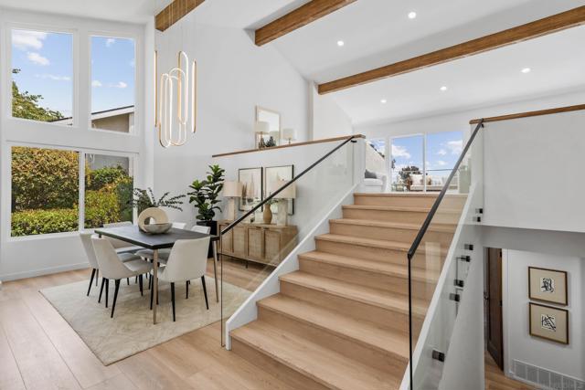 2143 Caminito San Martin, La Jolla CA: https://media.crmls.org/mediaz/124812a0-2126-4283-aaf5-4eebd0bb4cce.jpg